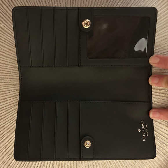 Kate Spade Large Slim Bifold Colorblock Saffiano Leather Toasted & Black NWT - Picture 4 of 6